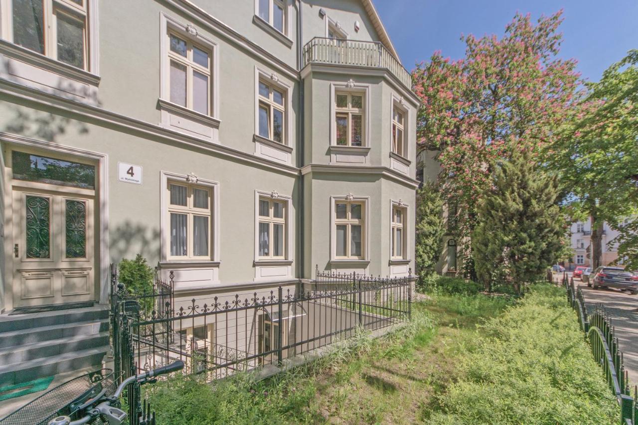 Studio Four - prywatne wejście i taras w Centrum Sopotu Zewnętrze zdjęcie